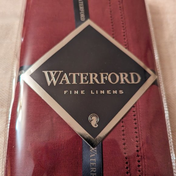 NWT Waterford "Corra" Linen Napkins SET of 8 - Picture 2 of 11